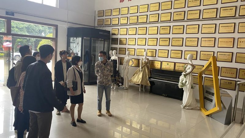 纪录片拍摄加盟：必备资质全解析**